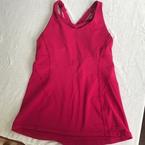 Lululemon Stash n’ Run tank